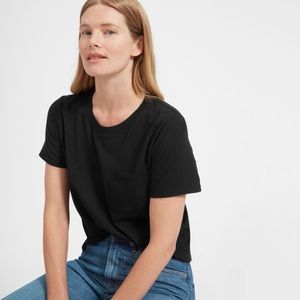Everlane Cropped Pocket Tee